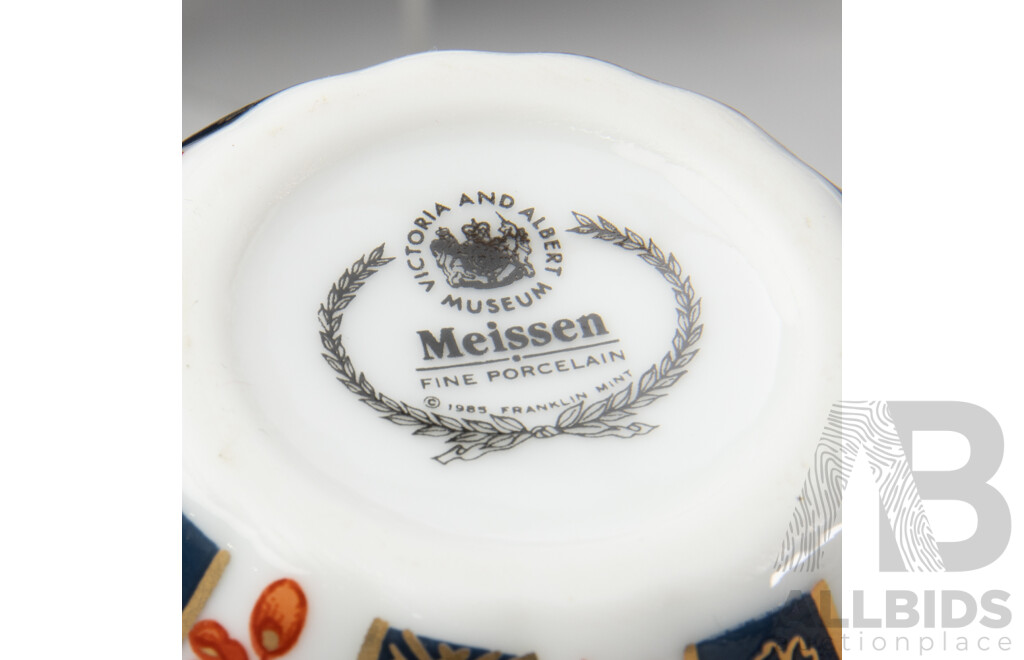 Collection Twelve Victorian & Albert Museum Porcelain Teapot Collection with Certificates of Authenticity by Franklin Mint