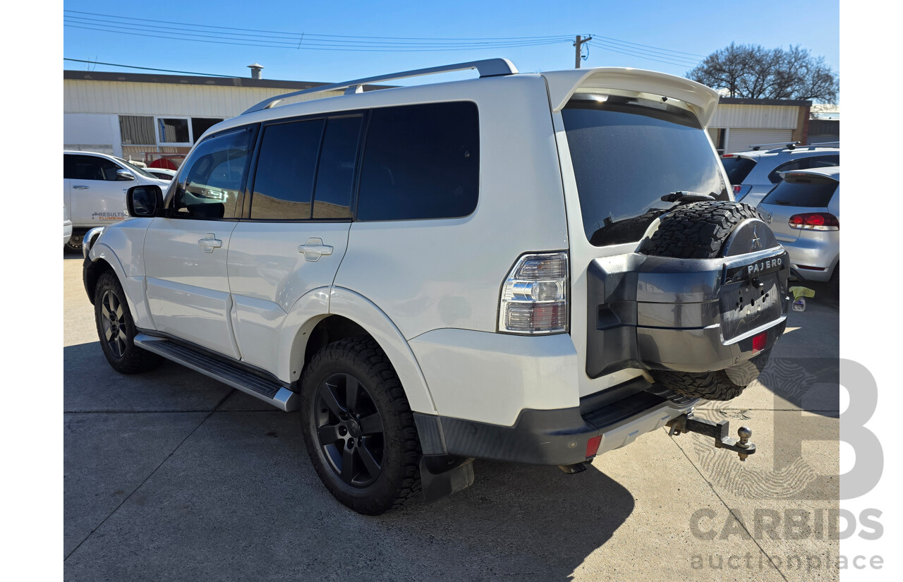 6/2009 Mitsubishi Pajero VR-X LWB (4x4) NT 4d Wagon White 3.2L