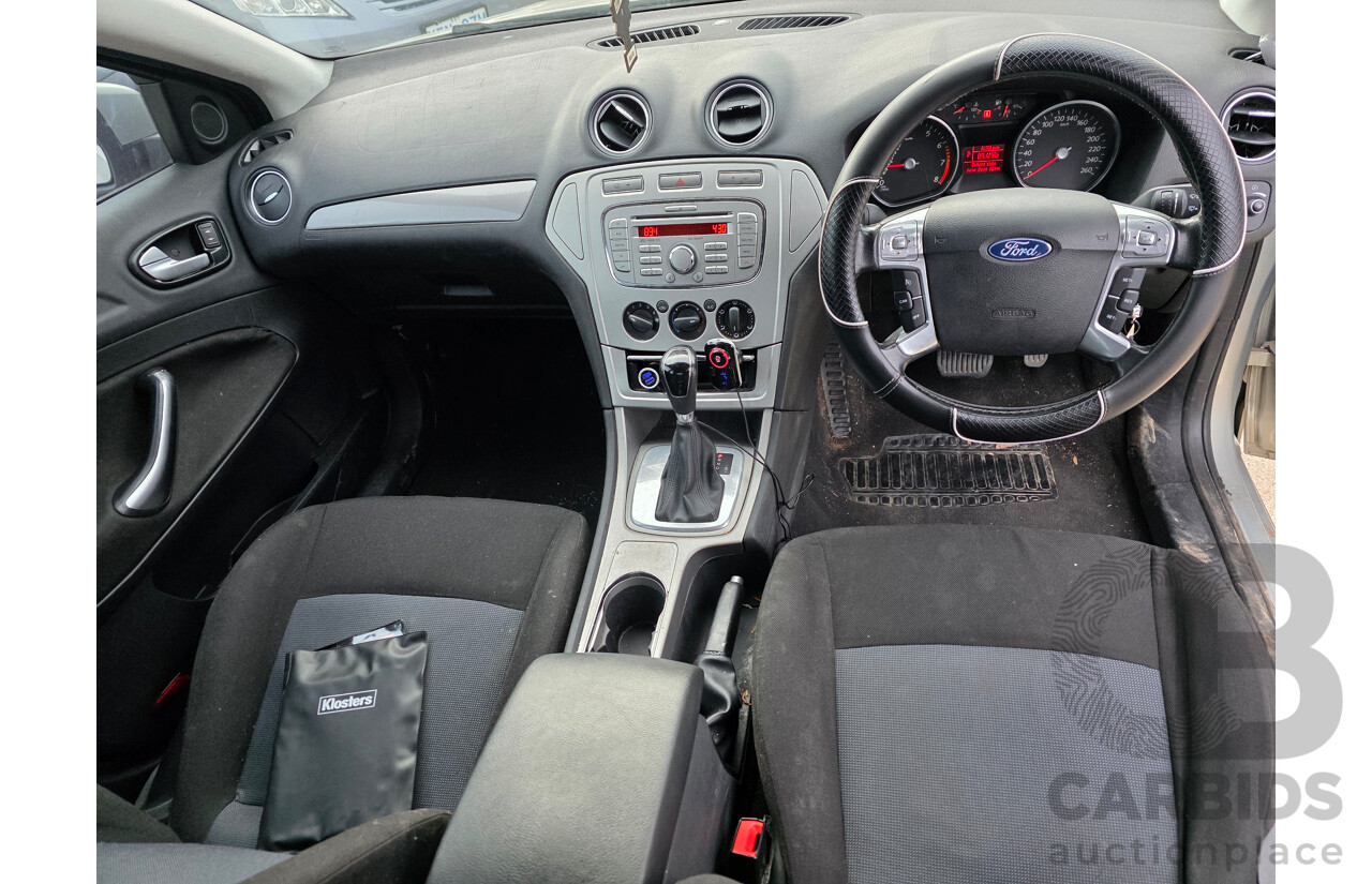 9/2010 Ford Mondeo LX MB 5d Hatchback Gold 2.3L