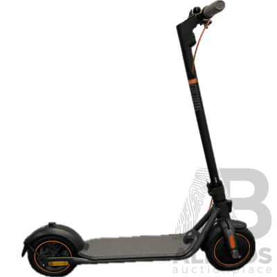 Segway Ninebot KickScooter F40A Electric Scooter - Black