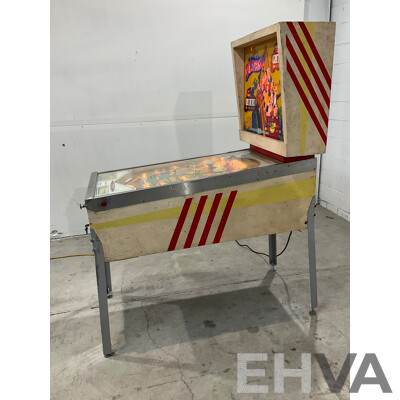 GOTTLIEB's 2-Player ROLLER COASTER Pinball Machine 1971