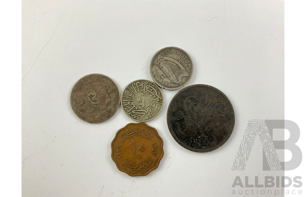 Collection of Vintage International Coins Inducing Iraq 1931-33 Silver Fifty Fils, Great Britain Silver GIV Shilling, Ireland 1928 Silver Shilling, France, USA