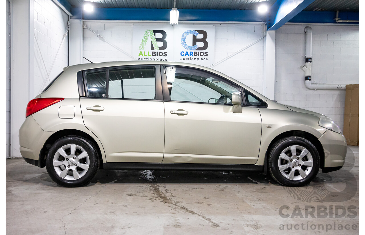 5/2006 Nissan Tiida ST-L C11 5d Hatchback Sparkling Beige 1.8L
