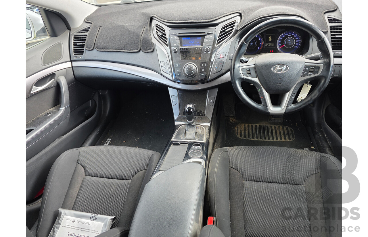 12/2011 Hyundai i40 Active VF 4d Wagon White 2.0L