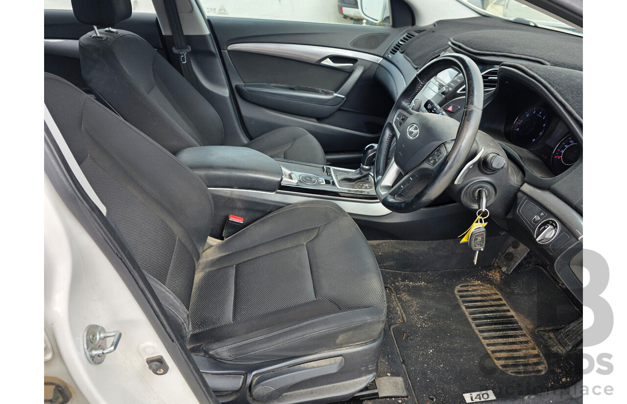 12/2011 Hyundai i40 Active VF 4d Wagon White 2.0L