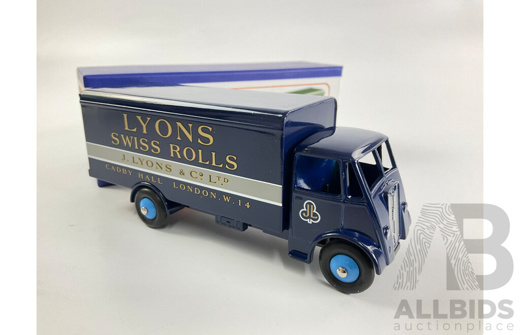 Dinky Super Toys Diecast Guy Van, Lyons Swiss Rolls