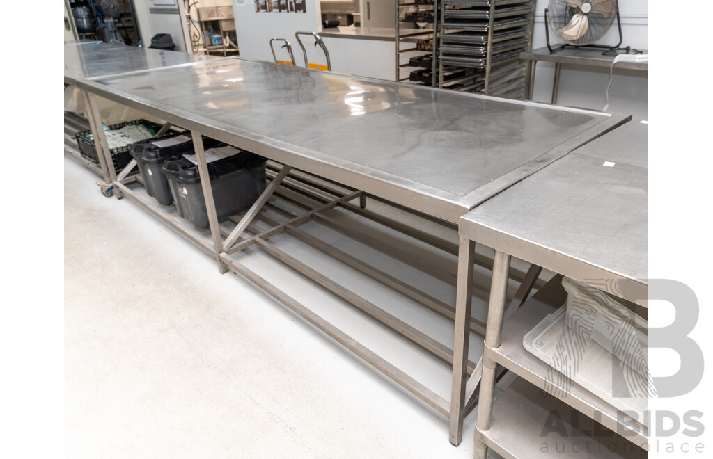 Stainless Steel Work Bench with Under Bench Storage Shelf
