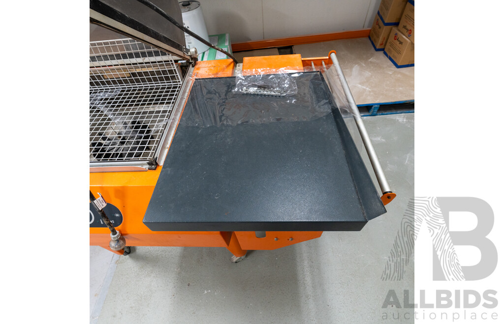 Italian Made Minipack Torre by Dalmine Heat Sealer / Packaging Machine