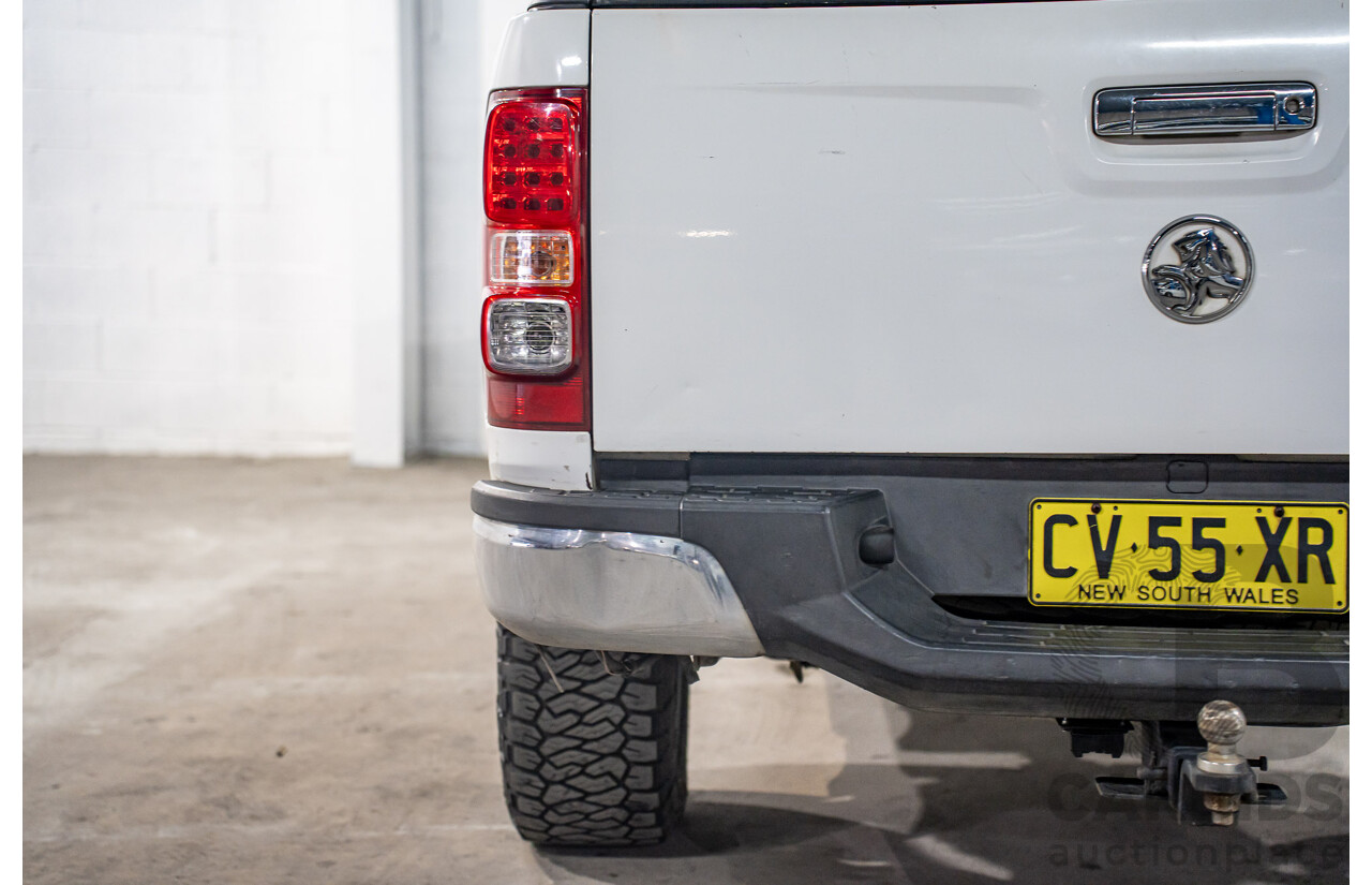 10/2015 Holden Colorado LS (4x4) RG MY16 Space C/Chas Summit White Turbo Diesel 2.8L