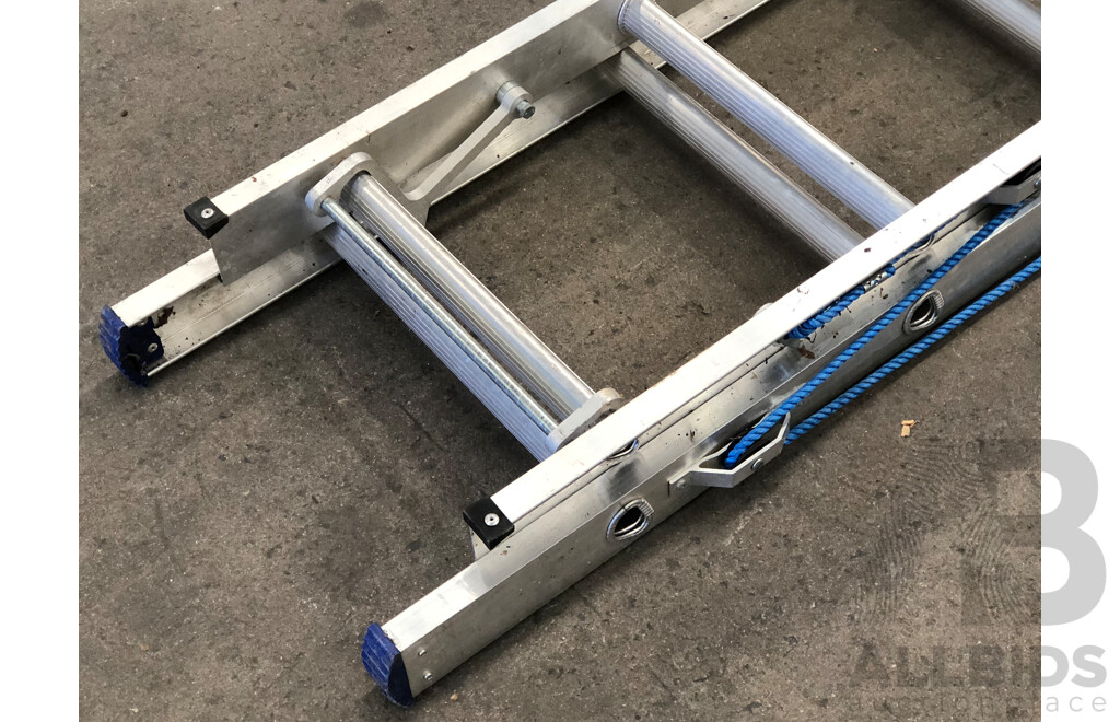 Bailey Galaxy 12 Extension Ladder