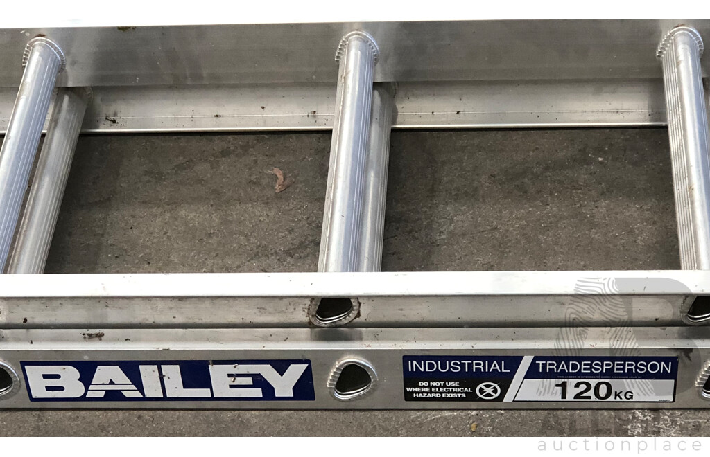 Bailey Galaxy 12 Extension Ladder