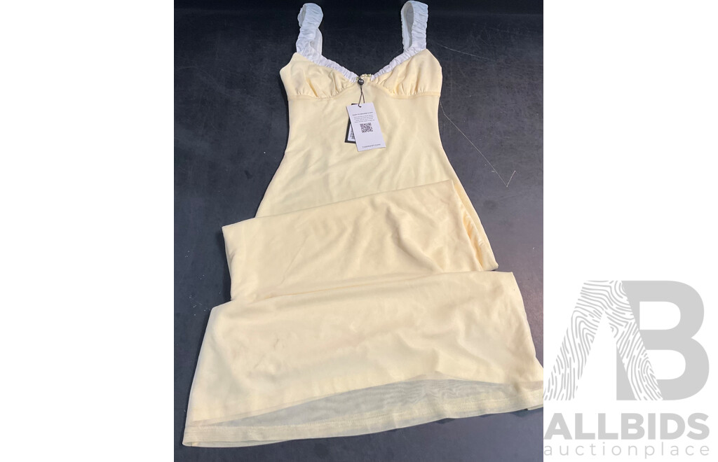 ANKO, Dora Larsen,Tigermist  Assorted Sleepwear & 1 X Size10 Sandal