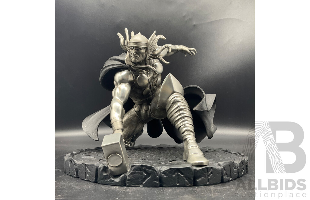 Royal Selangor Pewter Marvel Thor God of Thunder Limited Edition Figurine 0266/2000