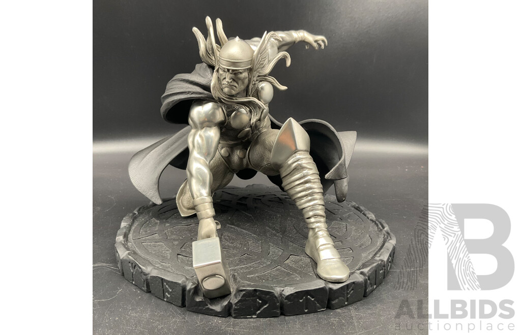 Royal Selangor Pewter Marvel Thor God of Thunder Limited Edition Figurine 0266/2000