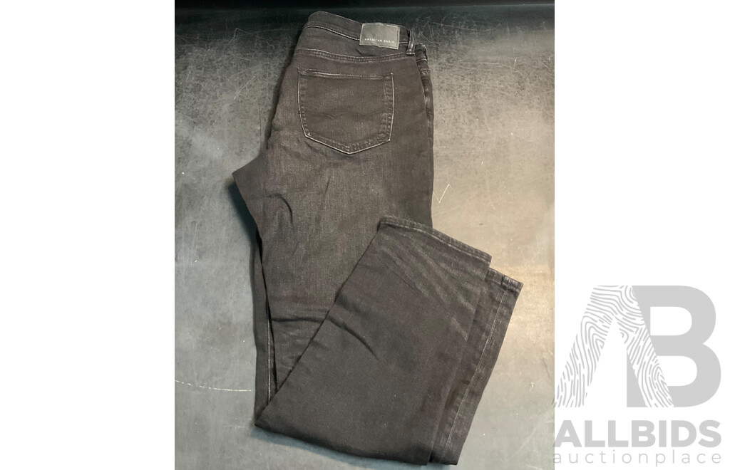 Yd. Size S White West Hampton Shirt & American Eagle (32/34), Spencer (32), Connor (31) Pants - Lot of 4
