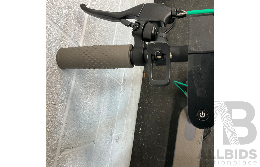 MK083 Pro Electric Scooter
