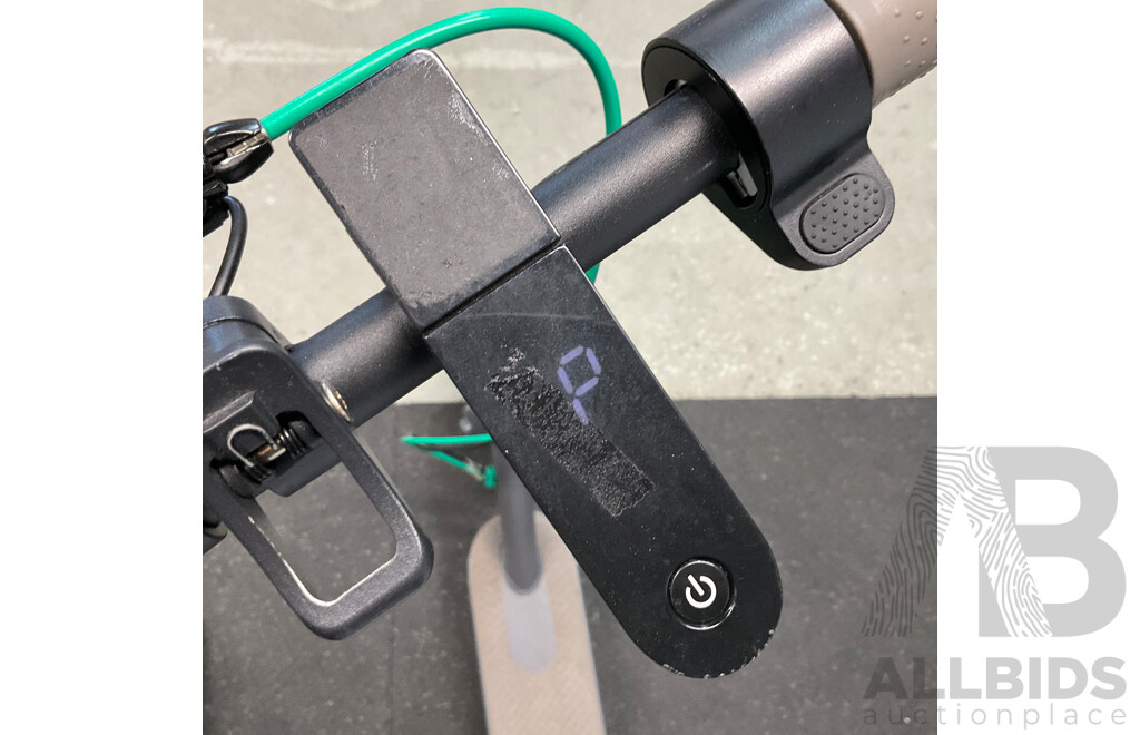 MK083 Pro Electric Scooter