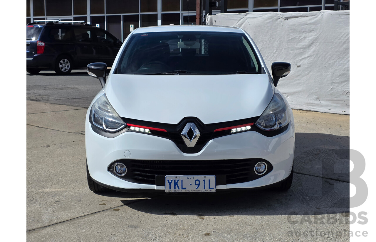 02/2015 Renault Clio Expression X98 5D Hatchback White Turbo 1.2L