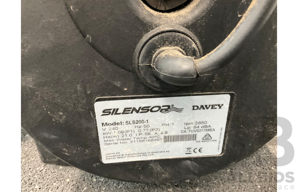 DAVEY SILENSOR Pool Pump and Bladeless Floor Fan - Lot of 2