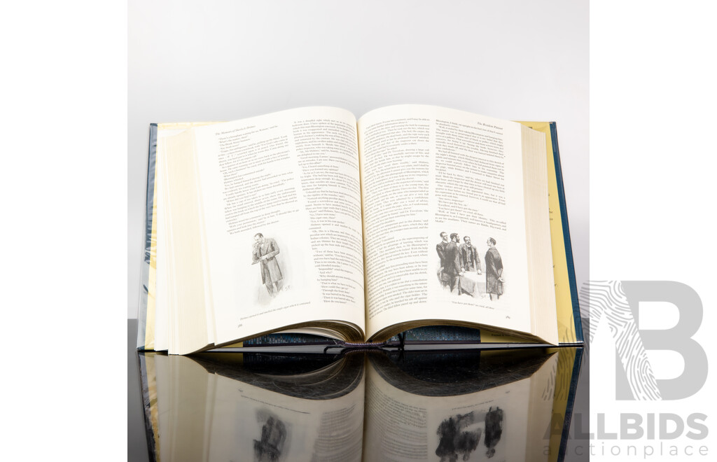 The Complete Sherlock Holmes, Sir a C Doyle, Illustrations Sidney Paget, Collectors Library Editions, 2005, Hardcover with Dust Jacket
