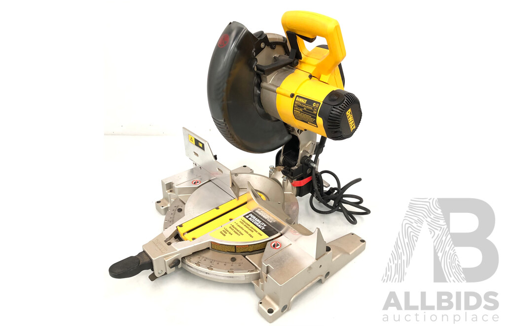 DeWalt 254mm Electric Miter Saw