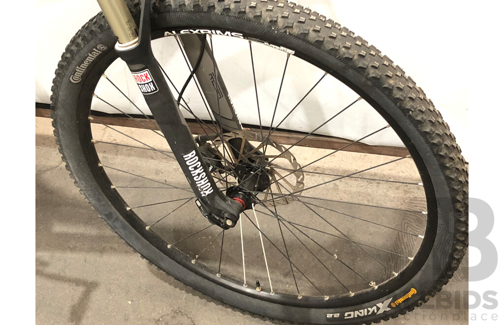 BH Zenith 29er 18 Inch Frame Hard Tail Mountain Bike