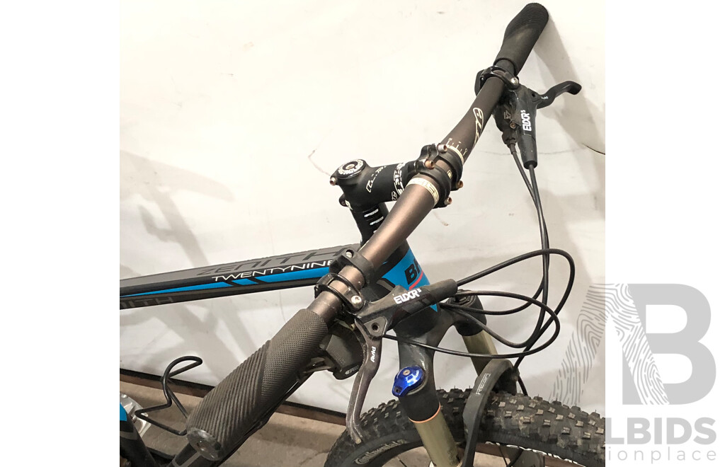BH Zenith 29er 18 Inch Frame Hard Tail Mountain Bike