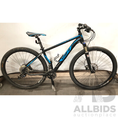BH Zenith 29er 18 Inch Frame Hard Tail Mountain Bike