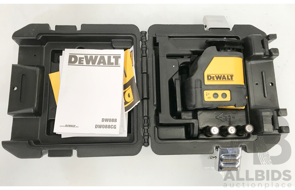 DeWalt (DW088CG) Cross Line Laser Green