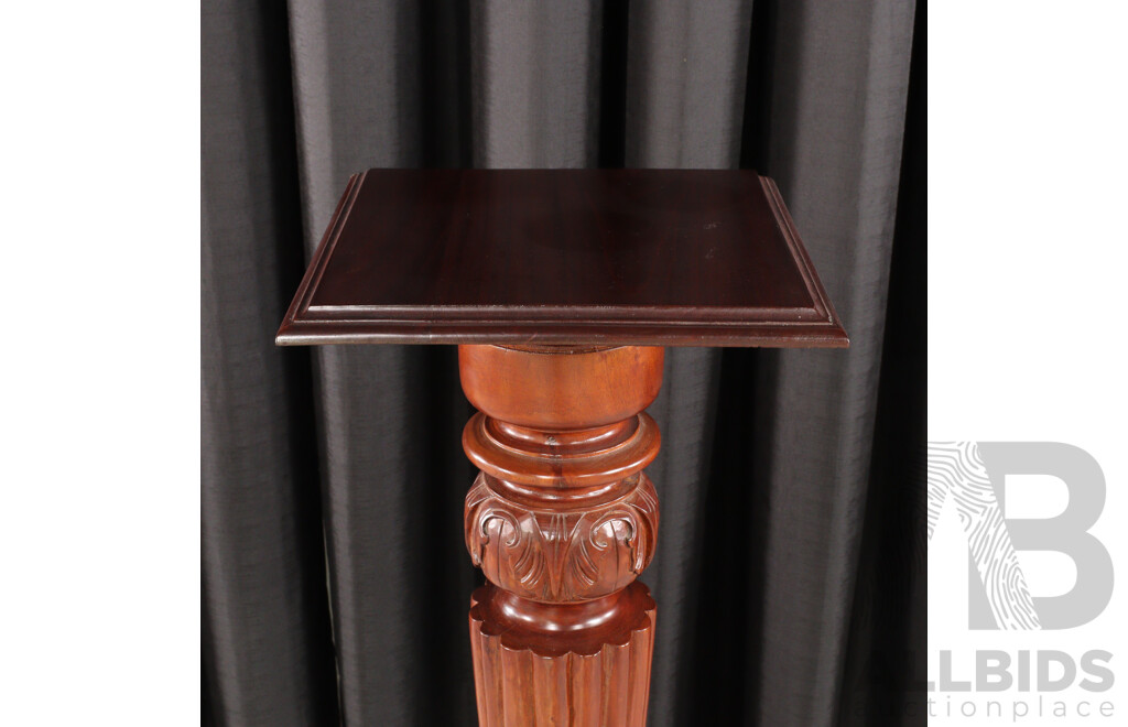 Reproduction Mahogany Fluted Pedestal
