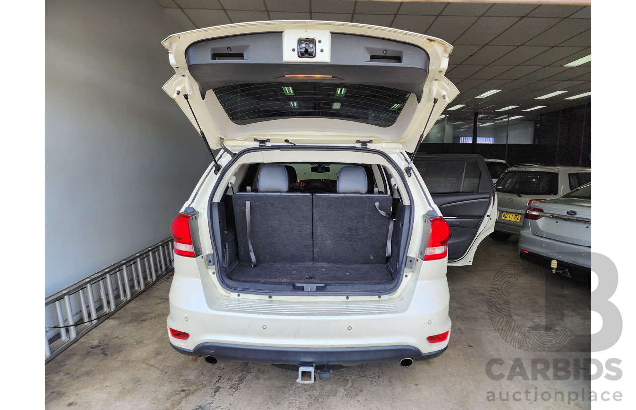 11/2013 Dodge Journey R/T JC MY12 4d Wagon White 3.6L