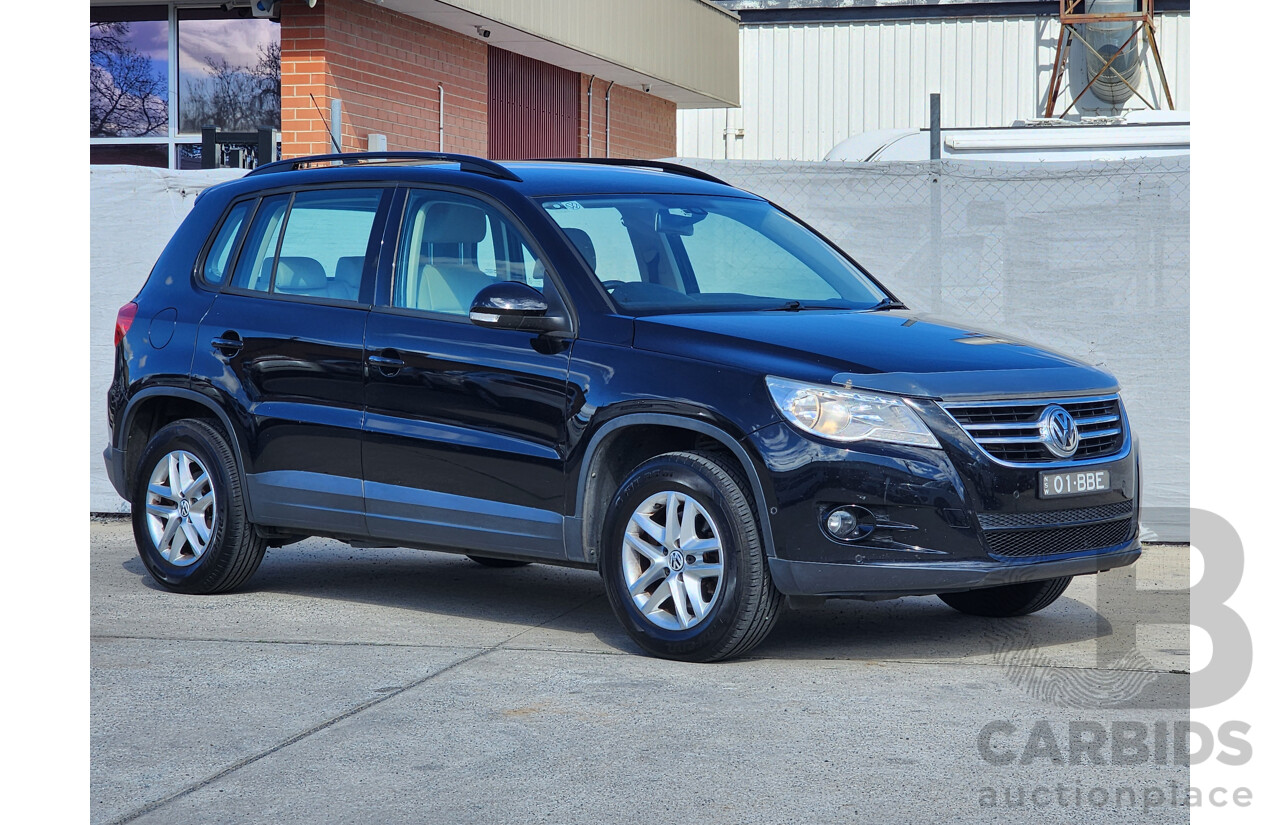 6/2011 Volkswagen Tiguan 103 TDI 5NC MY11 4d Wagon Black 2.0L