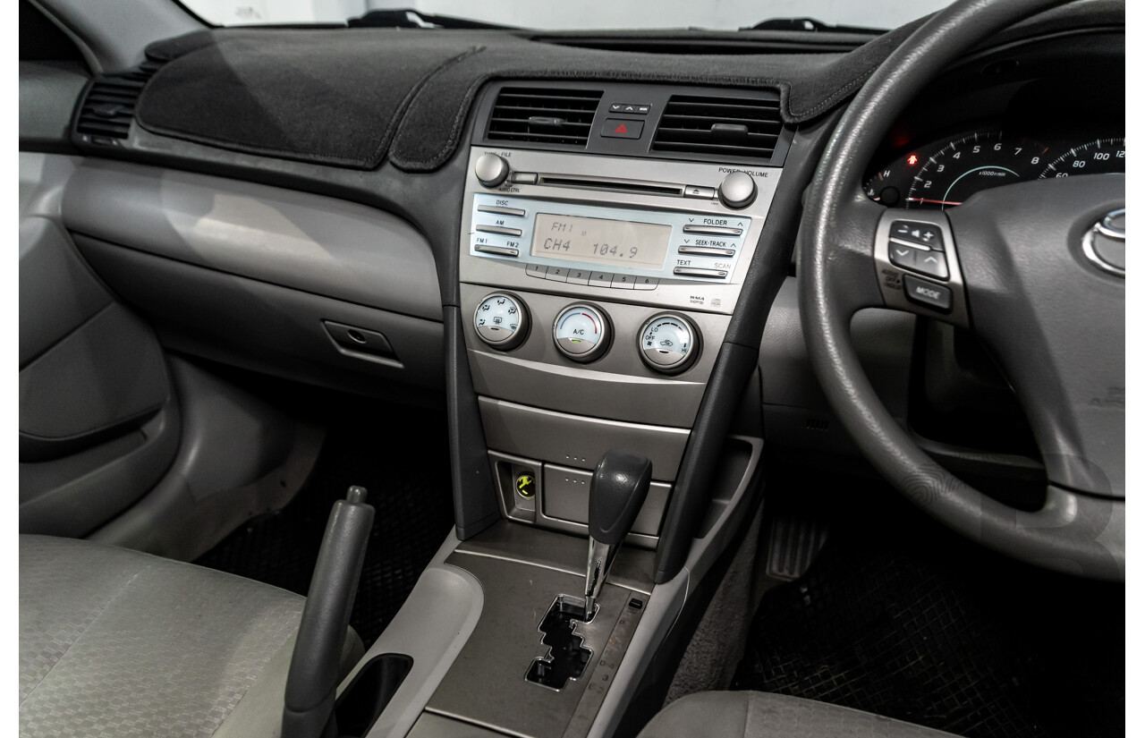 5/2007 Toyota Camry Altise ACV40R 4d Sedan Carribean Blue Metallic 2.4L