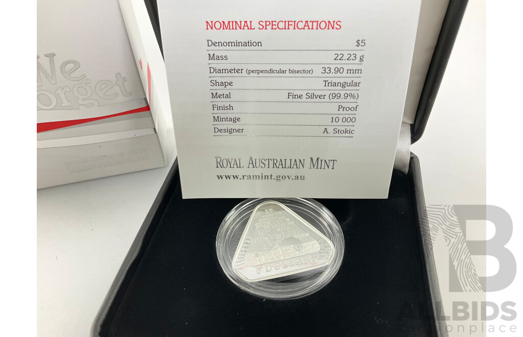 Australian RAM 2014 Silver Five Dollar Proof Triangular Coin, Lest We Forget .999