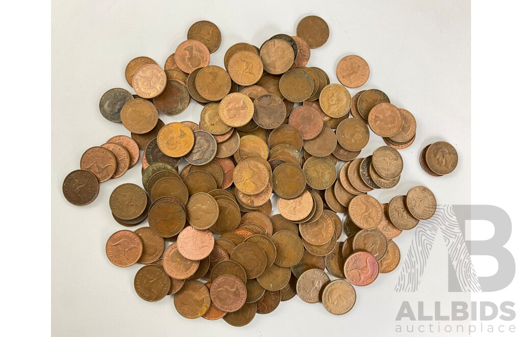 Collection of Australian KGVI and QE2 Half Pennies Examples Spanning 1943 to 1963