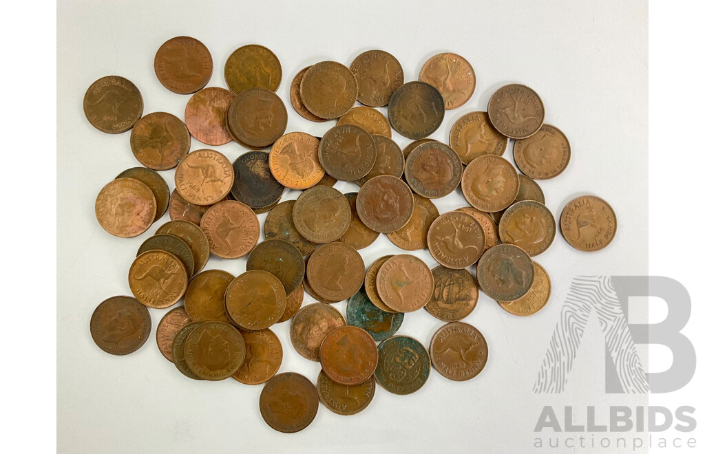 Collection of Australian KGVI/QE2 Half Pennies, Examples Spanning 1940 to 1964