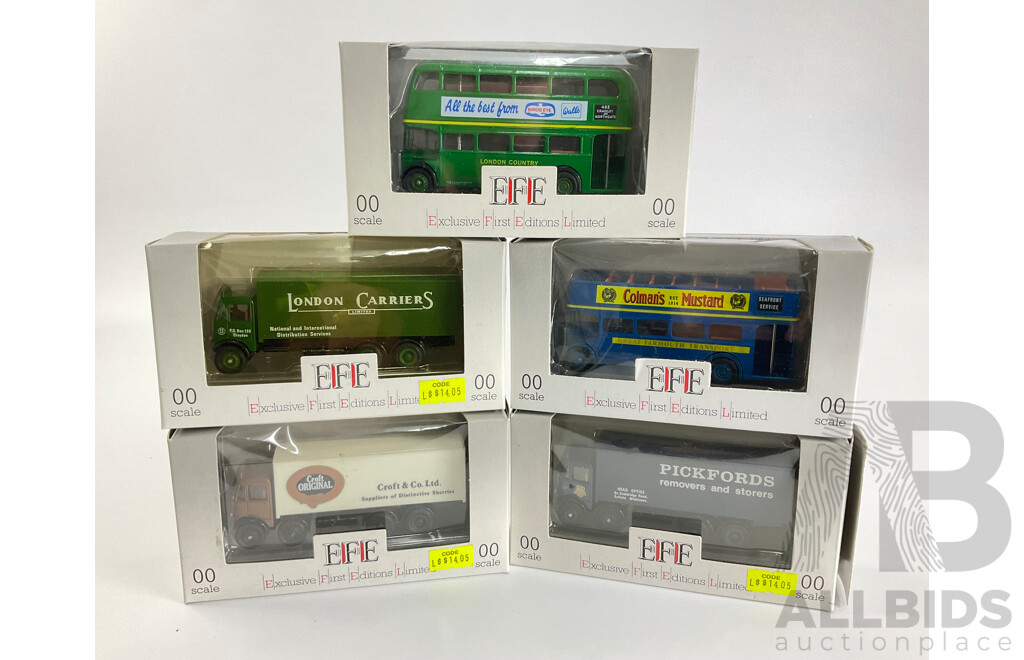 Four EFE OO Scale Trucks and Bus Including Croft & Co, Pickfords, London Carriers