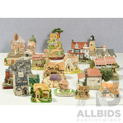 Great Collection Novelty Miniature Cottages, Castles Including David Winter the Bothy and More