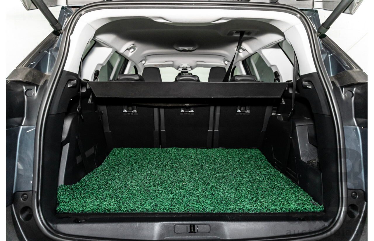 06/2018 Peugeot 5008 Allure (FWD) P87 MY18.5 4d Wagon Emerald Green Metallic Turbo 1.6L