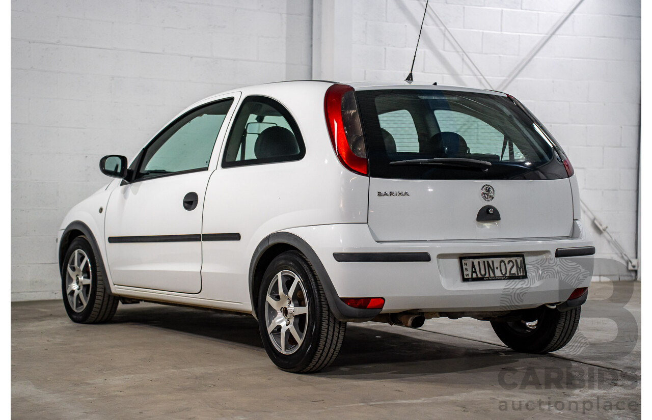 7/2005 Holden Barina XC MY04.5 3d Hatchback Casablanca White 1.4L