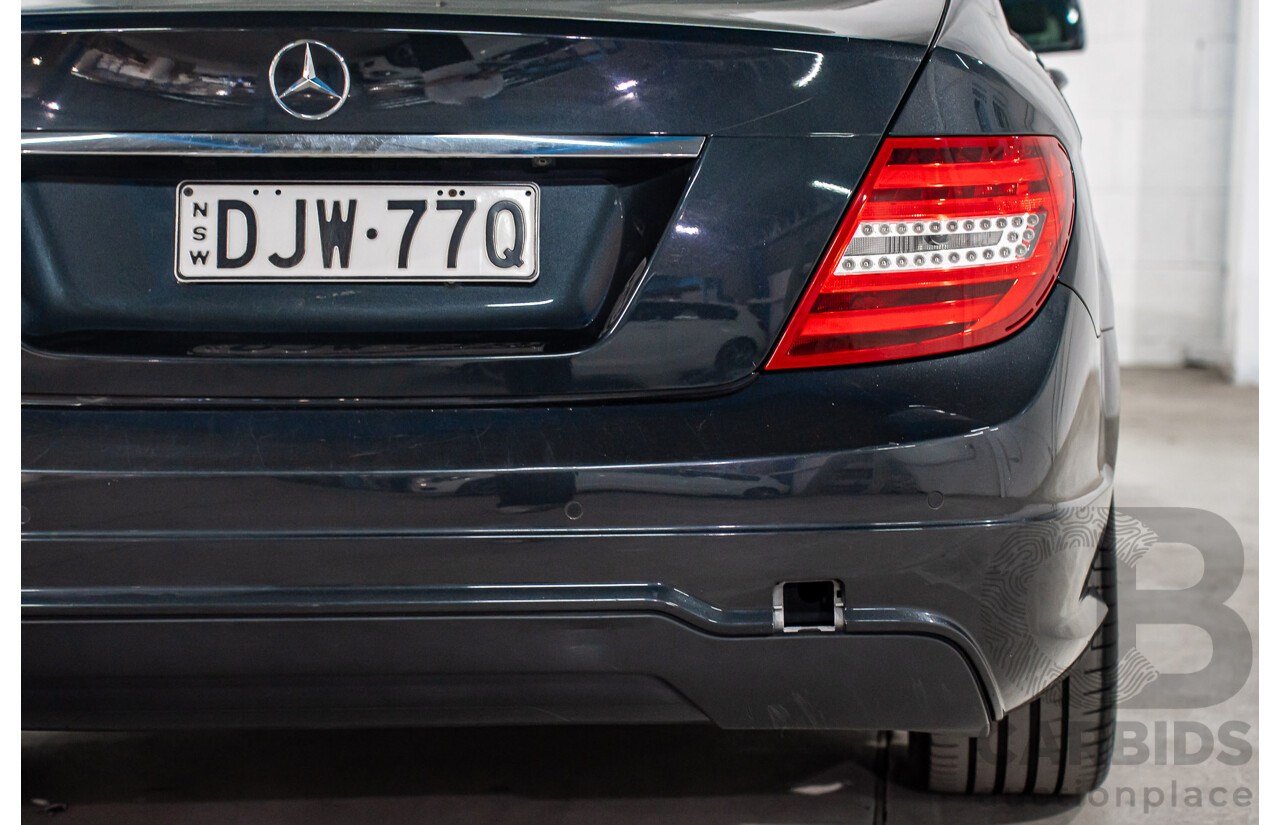 01/2014 Mercedes-Benz C250 Avantgarde W204 MY14 4d Sedan Magnetite Black Metallic Turbo 1.8L