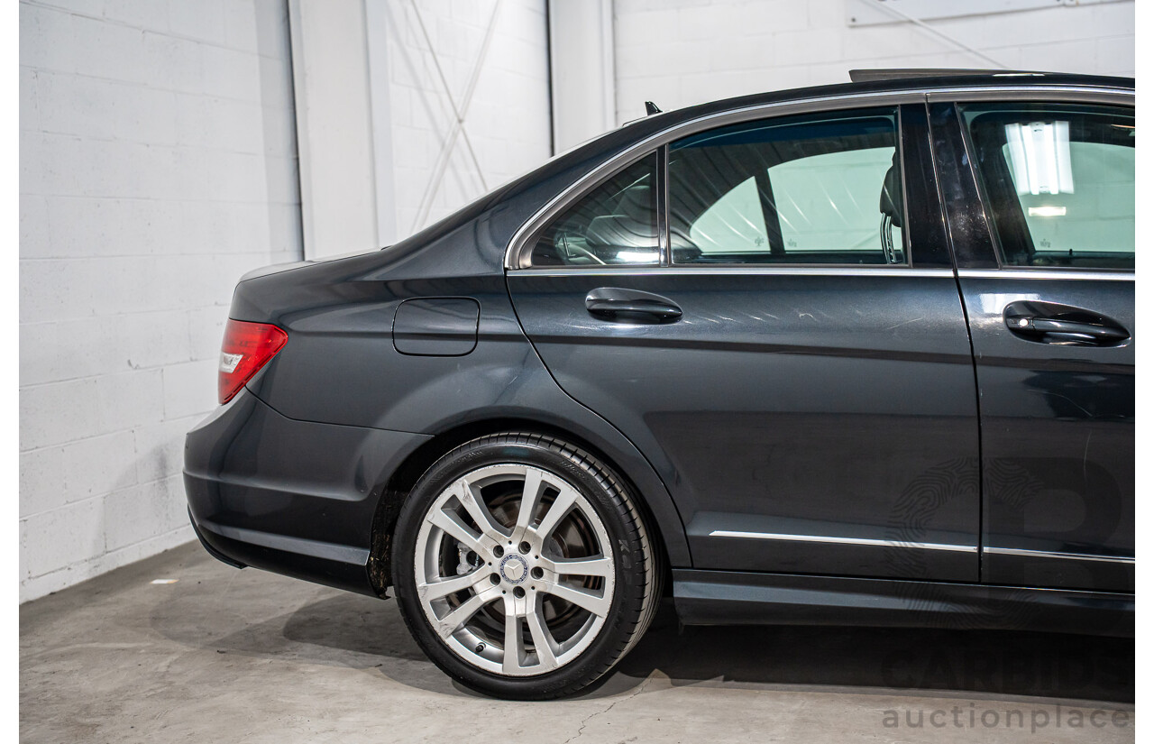 01/2014 Mercedes-Benz C250 Avantgarde W204 MY14 4d Sedan Magnetite Black Metallic Turbo 1.8L
