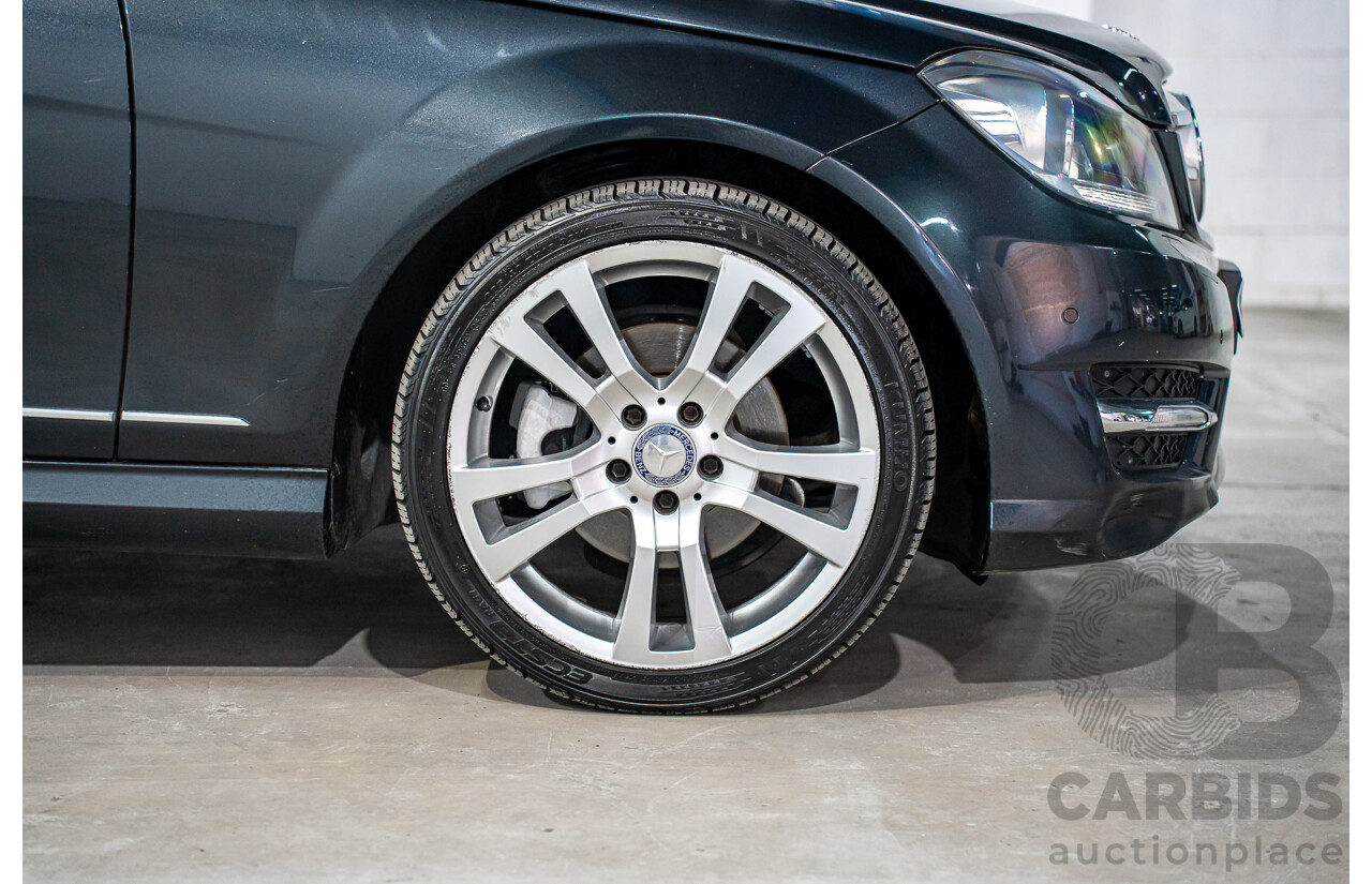 01/2014 Mercedes-Benz C250 Avantgarde W204 MY14 4d Sedan Magnetite Black Metallic Turbo 1.8L