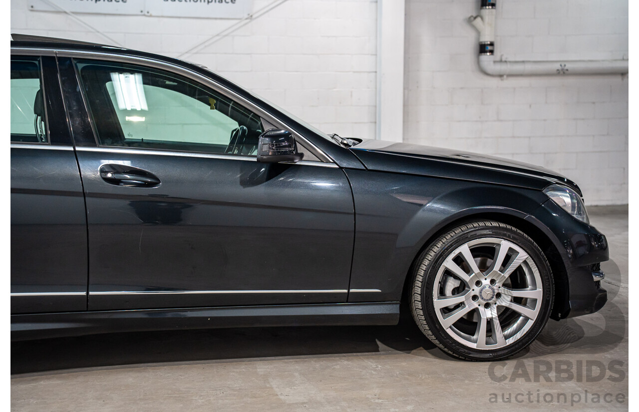 01/2014 Mercedes-Benz C250 Avantgarde W204 MY14 4d Sedan Magnetite Black Metallic Turbo 1.8L