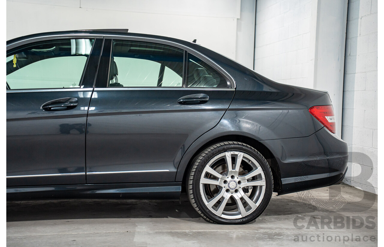 01/2014 Mercedes-Benz C250 Avantgarde W204 MY14 4d Sedan Magnetite Black Metallic Turbo 1.8L