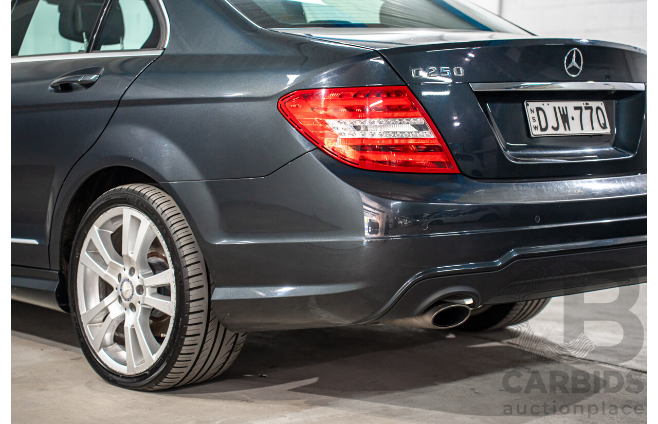 01/2014 Mercedes-Benz C250 Avantgarde W204 MY14 4d Sedan Magnetite Black Metallic Turbo 1.8L
