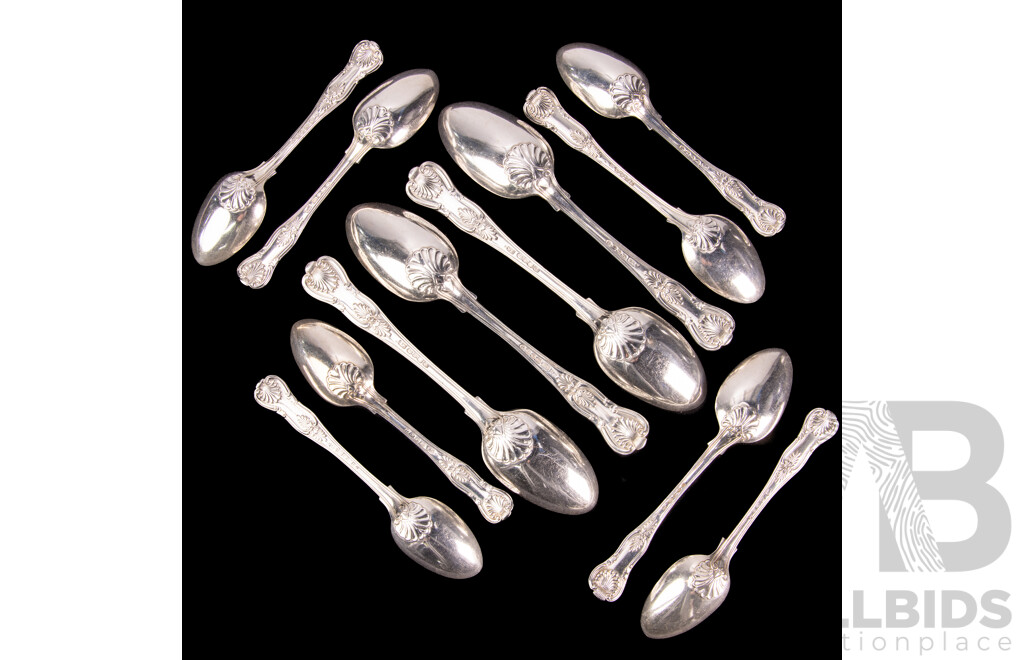 Fantastic Antique Sterling Silver 12 Piece Flatware Set in Kings Pattern Comprising Four Table Spoons and Eight Dessert Spoons, Mostly London 1827, Total Weight: 942Gm