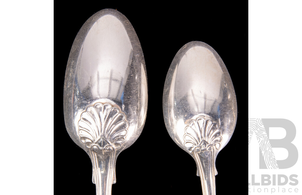 Fantastic Antique Sterling Silver 12 Piece Flatware Set in Kings Pattern Comprising Four Table Spoons and Eight Dessert Spoons, Mostly London 1827, Total Weight: 942Gm