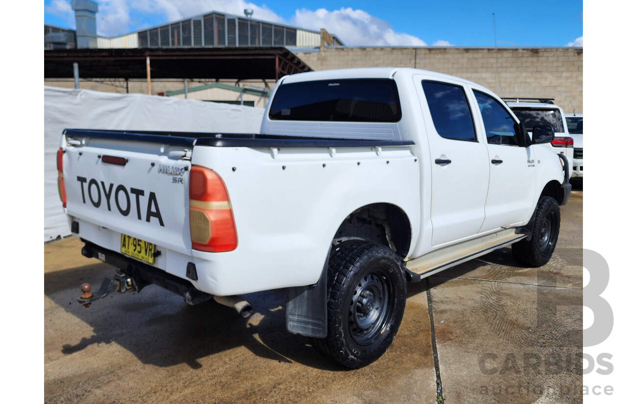 1/2008 Toyota Hilux SR (4x4) KUN26R 07 UPGRADE Dual Cab P/Up White 3.0L