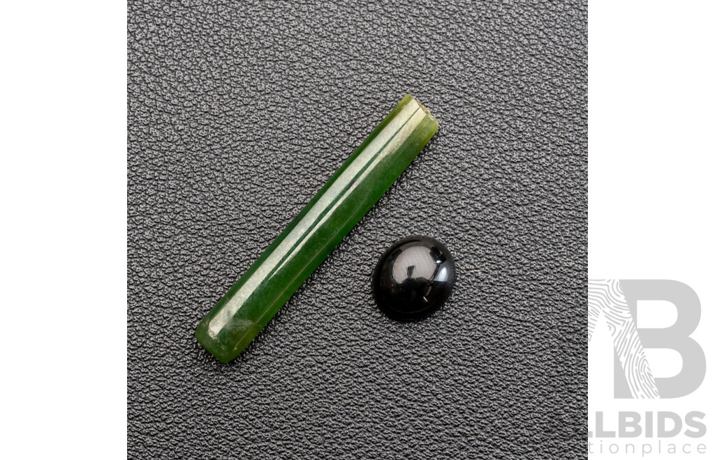 Jade Carved Long Rectangular Cabochon, 7.60ct & Onyx Oval Cabochon 2.50ct